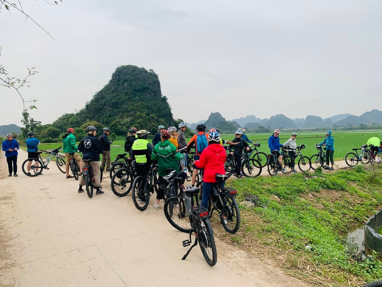 Vietnam Long Distance Cycling: The Ultimate Guide to an Unforgettable Two-Wheel Journey